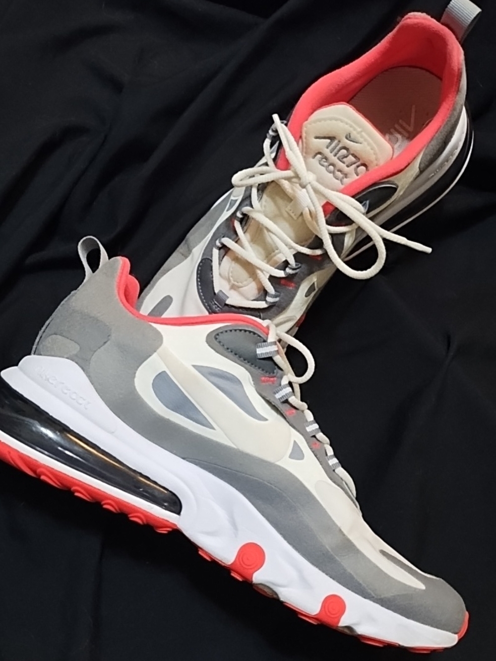 Nike Air Max 270 React Sneakers - White, Gray & Coral Pink. Sz Men 10.5